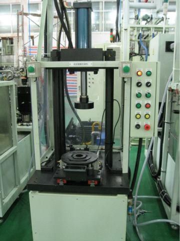 Stand-alone machines for cylinder assembly